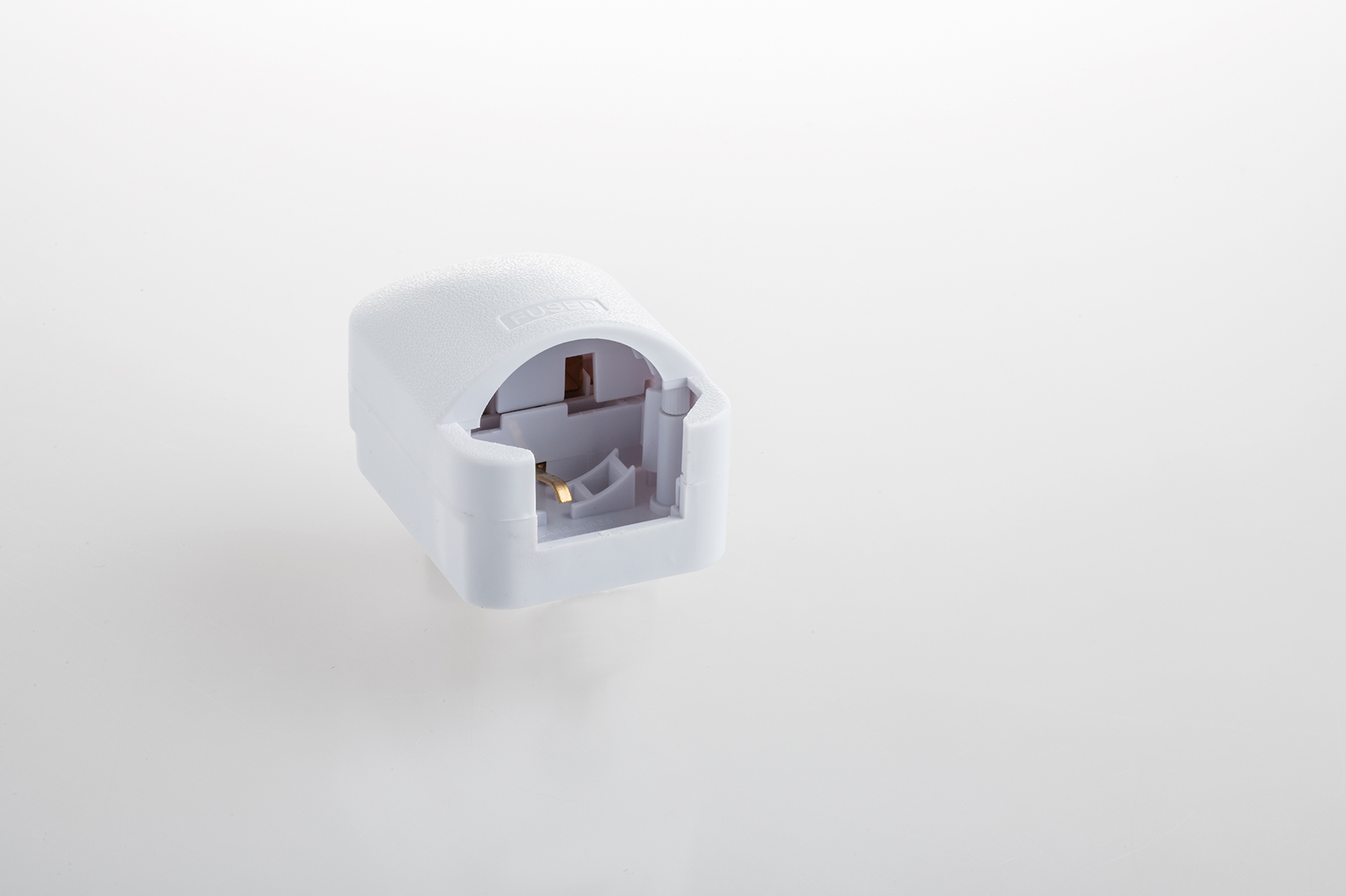 FAN Europe Adaptér (EU) F to (UK) G Bílý IP20