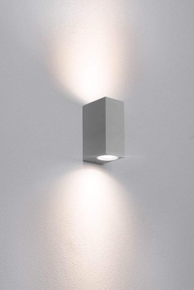 CENTURY Axo LED nástěnné svítidlo hranaté 2xGU10 IP54 šedé, svícení nahoru+dolů