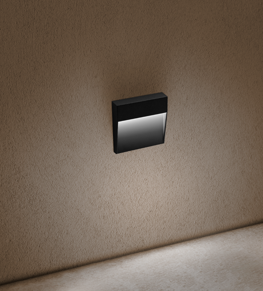 CENTURY PASEO LED nástěnné svítidlo 4W 450lm 4000K IP54 černé